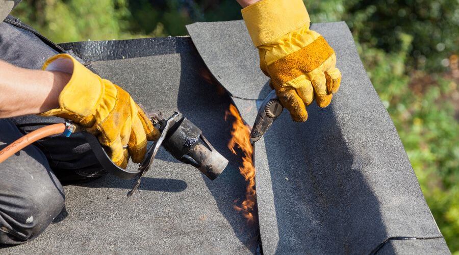 Professional gutter cleaning in Midway Park, NC